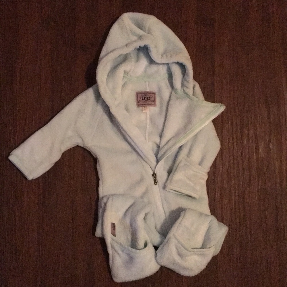 Snow suit